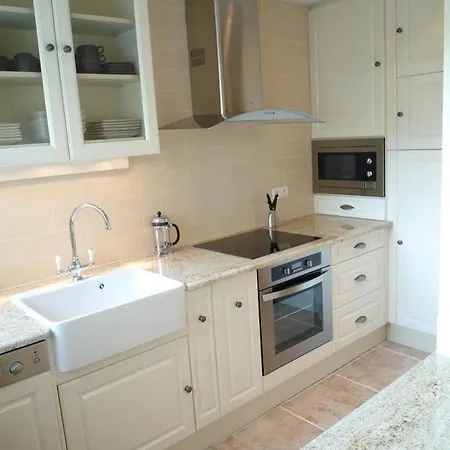 Le Piree Apartment